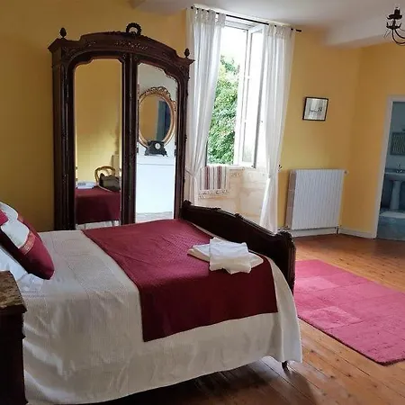 Villars-en-pons Sleeps 14 Pool Wifi Дом отдыха